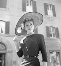 Gina Lollobrigida, italian actress, photojournalist and politician. Born 4 july 1927 dead 16