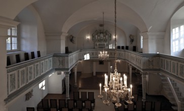 Interior, view to the organ, St., Sankt, Saint