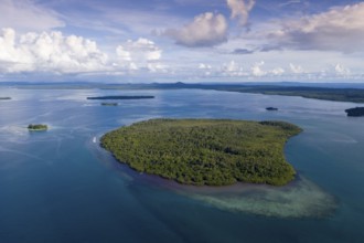 View of the islands of Balgai Bay, New Ireland, Papua New Guinea, Oceania