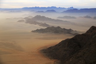 Hot air balloon ride over the Namib in the Namib-Naukluft National Park in Namibia