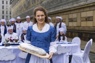 To mark the official start of the stollen season, the Dresden stollen girl Lorna Prenzel and the