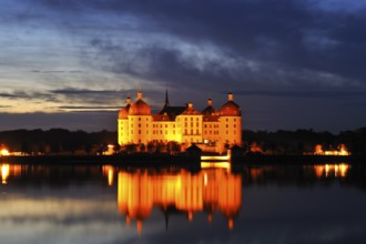 Castle Moritzburg, in the night