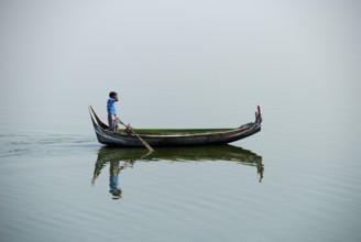 Rowboat on Lake Taungthaman, Amarapura, Myanmar, Asia