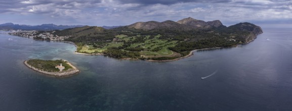 Beach and island of Alcanada, Club de Golf Alcanada, Alcudia, Majorca, Balearic Islands, Spain,