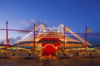 Circus Roncalli with Christmas lights at dusk on the Bürgerweide, Bremen, Germany, Europe