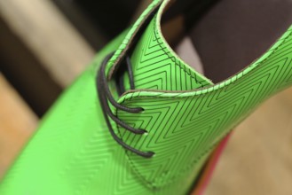 Green shoe