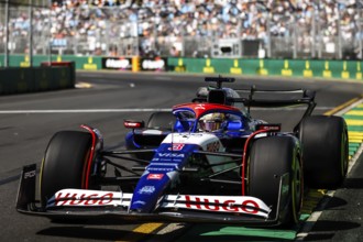 MELBOURNE, AUSTRALIA, MARCH 22: Daniel Ricciardo of Australia drives the Visa Cash App RB Formula