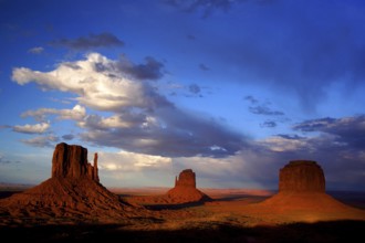Monument Valley, Utah, Arizona, USA, Valley of the Monuments, Utah, Arizona, USA, North America