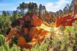 France, Provence. The village of Roussillon is surrounded by picturesque ocher cliffs. Now the