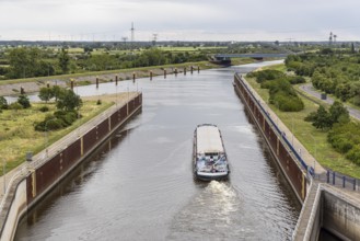 Pictures of the waterway junction Magdeburg Rothesee Hohenwarthe