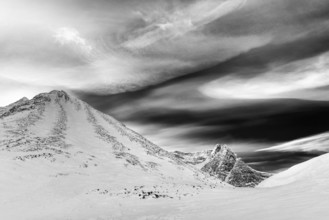 The mountain Vaktposten in the valley Unna Reaiddávággi, Kebnekaisefjaell, Norrbotten, Lapland,