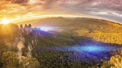 An image of the Three Sisters Blue Mountains Australia at sunrise