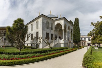 A picture of the Library of the Ahmed III, part of the Topkapi Palace complex