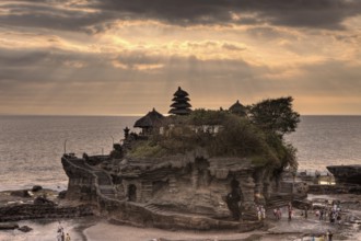 Sea temple Pura Tanah Lot, Bali, Indonesia, Asia