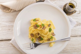 Tagliatelle with summer truffle