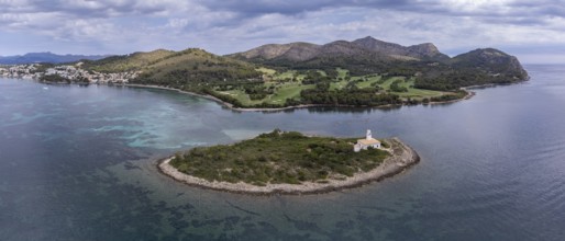 Beach and island of Alcanada, Club de Golf Alcanada, Alcudia, Majorca, Balearic Islands, Spain,