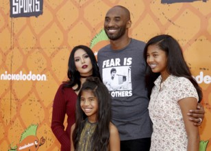 Kobe Bryant, Vanessa Bryant, Gianna Maria Onore Bryant and Natalia Diamante Bryant at the
