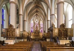 View to the east with altars, St., Sankt, Saint