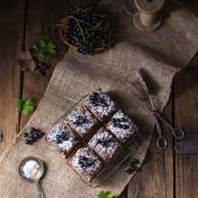 Polish tin cake with fruit and folds