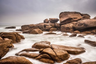 Atlantic coast in Brittany near Ploumanac?h
