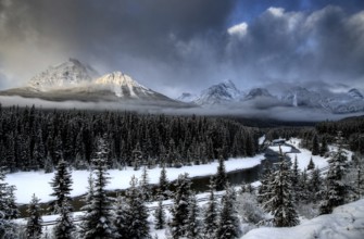 Morants Curve Alberta Lake Louise Banff Canada