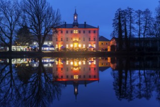 Christmas market at Lauterbach Castle Lauterbach, Saxony, Germany, Europe