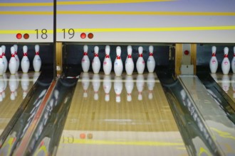 Image of bowling game and the bowling lane. Shooting Location: Yokohama-city kanagawa prefecture