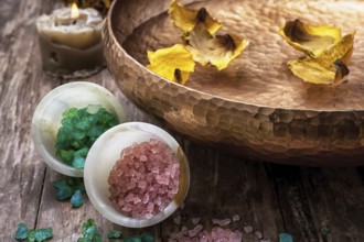 Sea salt and accessories for a rejuvenating spa session