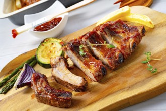 Grilled spare rib with various vegetables