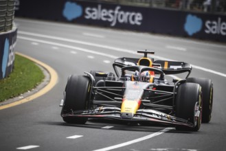 MELBOURNE, AUSTRALIA, APRIL 01: Max Verstappen of the Netherlands drives the Oracle Red Bull Racing