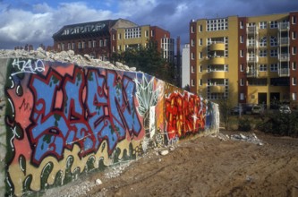 Germany, Berlin, 20.10.1991, Potsdamer Platz with concrete remains, graffiti, Europe