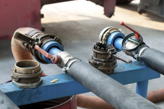 Big Truck Hoses for fuel station, pumps and oil barrels