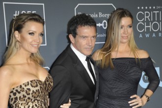 Nicole Kimpel, Antonio Banderas and Barbara Kimpel at the 24th Annual Critics' Choice Awards held