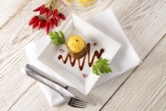 Puree potato with mince brown