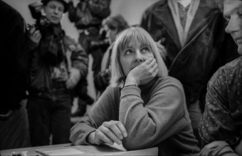 Germany, Berlin, 02.01.1992, Vera Wollenberger, first day of Stasi files - inspection, Gauck