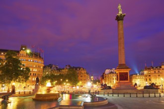 London Trafalgar Square sunset Nelson column in England