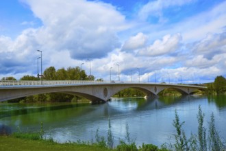 Zamora Poetas bridge over Duero river in Spain