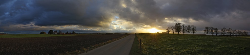 Panorama, weather mood in the evening sun