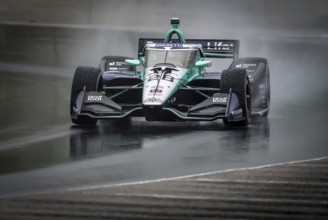 MARCUS ERICSSON (28) of Kumla, Sweden comes through turn 12 (Canada Corner) during a wet practice