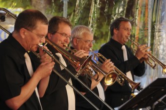 The Band Les Amis du Jazz de Cortaillod playing at the 27th Ascona Jazz Festival . The Band Les