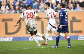 Football match, Dawid KOWNACKI Fortuna Düsseldorf converts the penalty to make it 2 - 2, BBBank