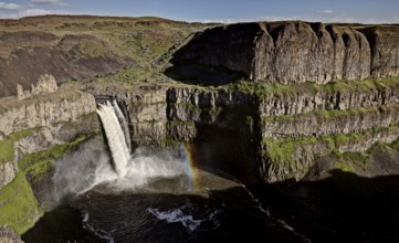 Palouse Falls Washington summer gorge scenic beautiful