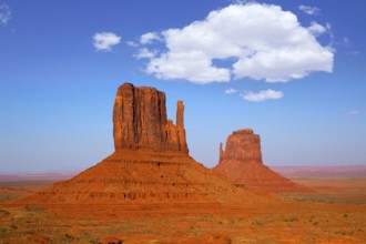 Monument Valley West and East Mittens Butte Utah National Park