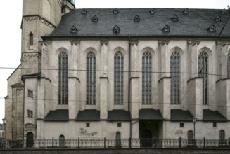 Hall S Market Church 3129 eastern part of the north side with the lower storeys of the Hausmann