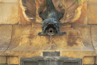 The Alte Angerbrunnen fountain in Erfurt provides drinking water. It is located in the western part