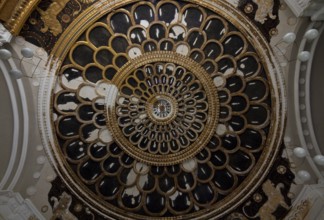 Built by Lossow and Kühne, view into the dome