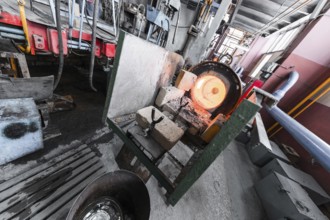 Process of glass making at specialized glass industry