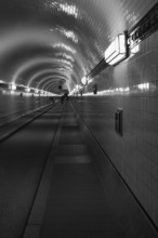 Old Elbe Tunnel in Hamburg, black and white, Hanseatic City of Hamburg, Germany, Europe