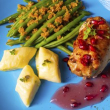 Chicken roulades with Polish dumplings (kopytka) and green beans