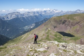 Ibones de Barleto, route of ascent to Punta Suelza, 2972 meters, Huesca, Spain, Europe